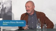 Arturo Pérez Reverte presenta su libro Revolución