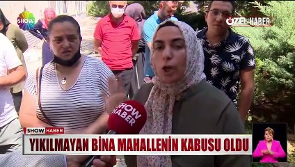 Yıkılmayan bina mahallenin kabusu oldu