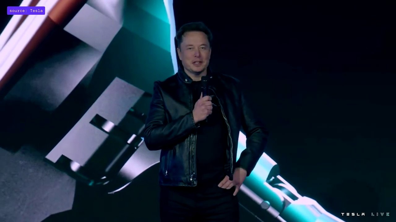 Elon Musk reveals a humanoid robot at Tesla AI Day 2022