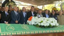 İstek şarkı yüzünden çıkan kavgada öldürülen Onur Şener son yolculuğuna uğurlandı