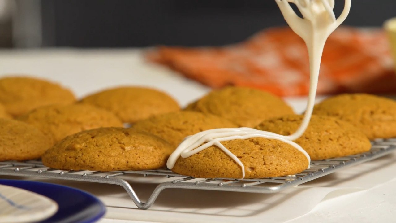 How to Make Iced Pumpkin Cookies