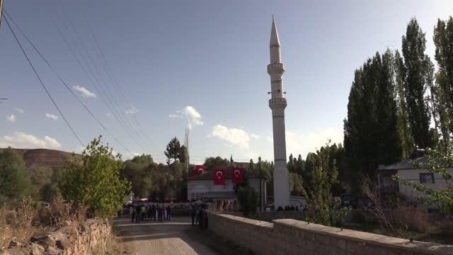 Son dakika haber | Kırklareli'nde trafik kazasında şehit düşen Uzman Çavuş Cerit, Kayseri'de toprağa verildi
