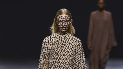 Défilé Valentino Prêt-à-porter Femme Printemps-Eté 2023