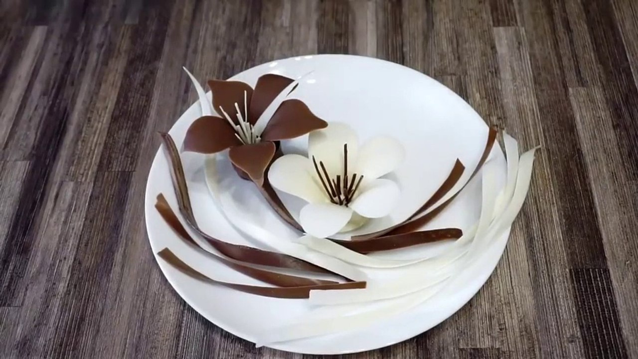 ازهار من شكلاطة      Chocolate flowers