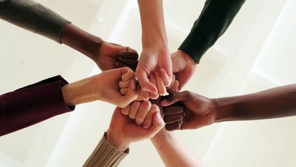 pexels-diva-plavalaguna-6192775