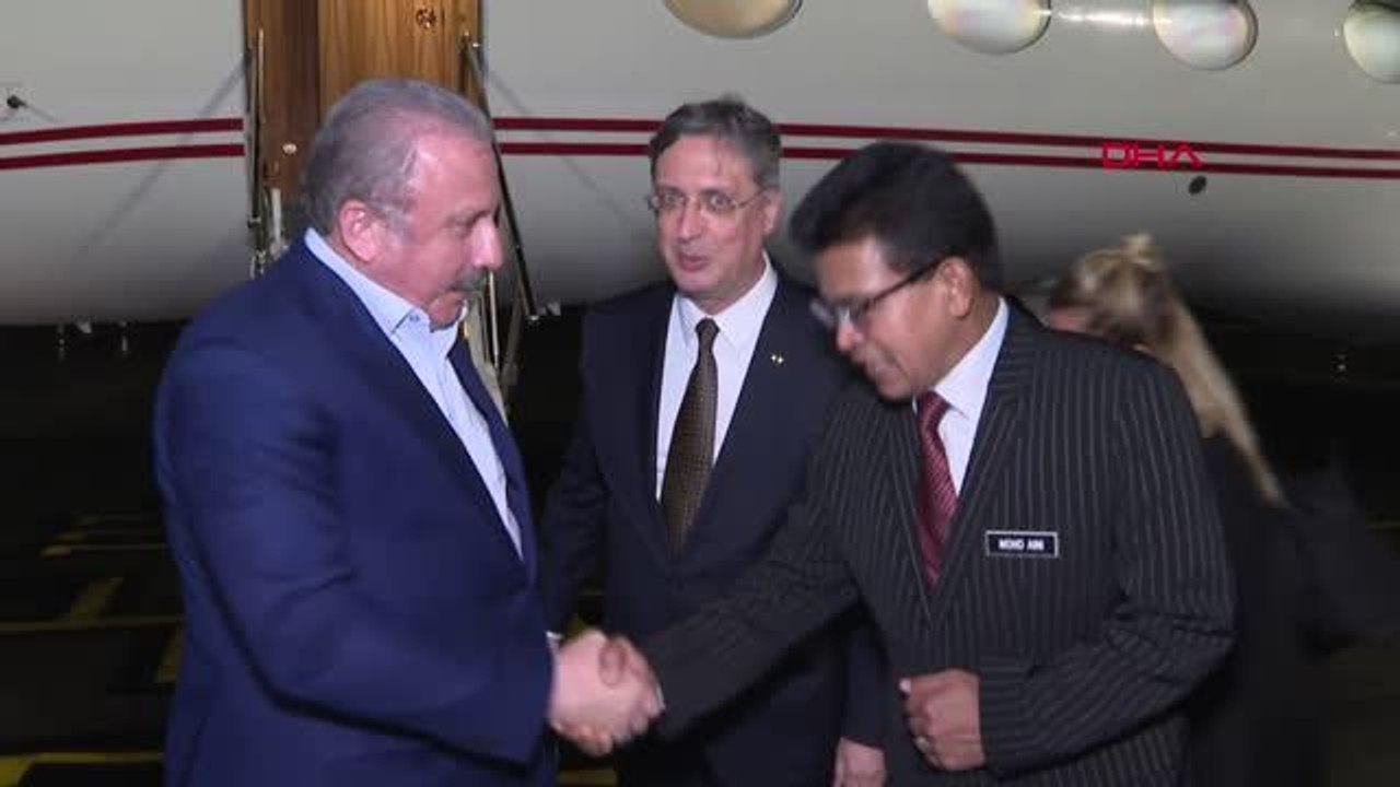 TBMM Başkanı Şentop ve beraberindeki heyeti havalimanında karşılandı