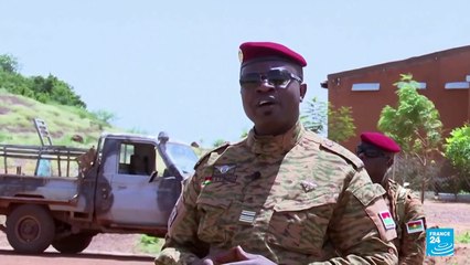Burkina Faso: manifestantes acusan a Francia de ayudar al derrocado coronel Damiba