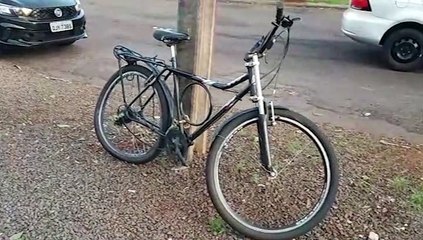 Homem se fere em acidente envolvendo carro e bicicleta