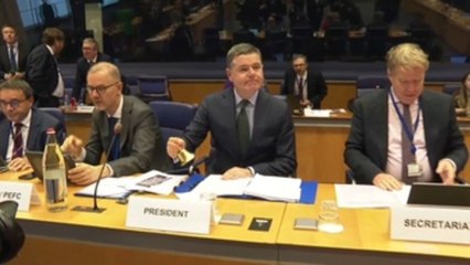 El Eurogrupo evita cargar contra el plan energético alemán pero pide unidad