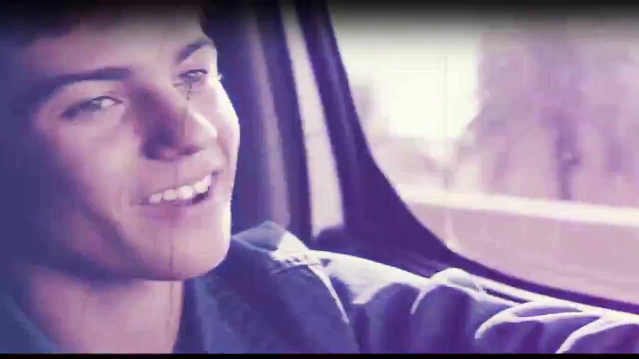 Alive and Kicking Staffel 1 Folge 1 HD Deutsch