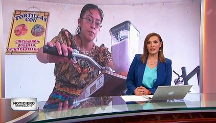 Creativa Mujer Utiliza Bici-licuadora Para Ganarse La Vida