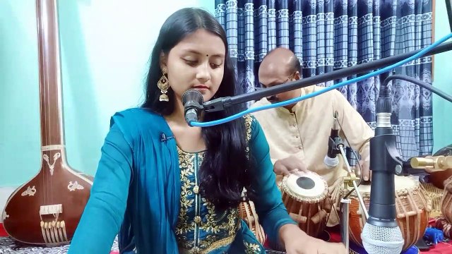 পথ ছাড় ওগো শ্যাম কথা রাখ মোর