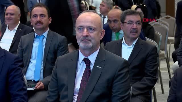İSTANBUL-BAKAN ÖZER: YIL SONUNDA 1 MİLYON GENCİMİZİ MESLEKİ EĞİTİM MERKEZLERİYLE BULUŞTURMAYI HEDEFLİYORUZ