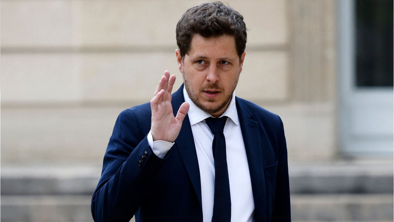 GALA VIDEO - “Elle est allée trop loin” : Julien Bayou sort du silence et charge Sandrine Rousseau