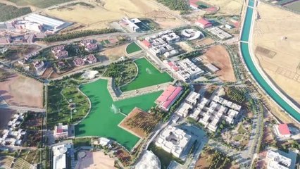 ŞANLIURFA - Anne ve oğlu üniversitede aynı sırayı paylaşmanın mutluluğunu yaşıyor