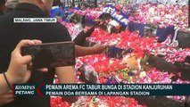 Pemain Arema FC dan Supporter Doa Bersama di Stadion Kanjuruhan