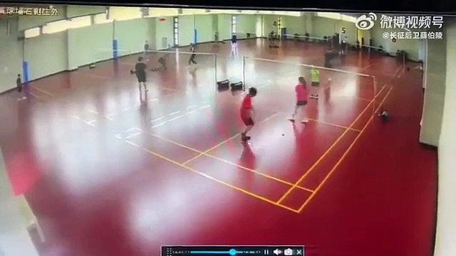 Taïwan : Effondrement du toit d'un gymnase pendant un séisme