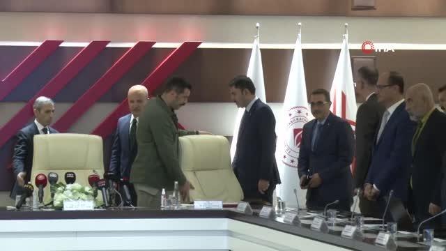 YÖK Başkanı Erol Özvar: Yükseköğretim Kurulu'nun ön inceleme yükümlülüğü var. Gereğini yapacağımızı ifade edelim