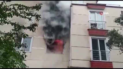Son dakika haberi: 4 katlı binada yangın çıktı, mahsur kalan kadını itfaiye ekipleri kurtardı