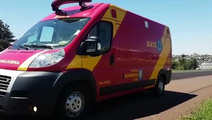 Pneu de motocicleta fura e causa queda de motociclista na BR-277