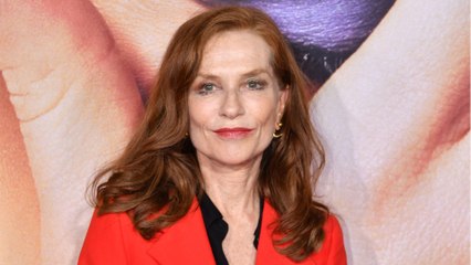 GALA VIDEO - Isabelle Huppert grand-mère : sa fille Lolita enceinte de son 2e enfant !