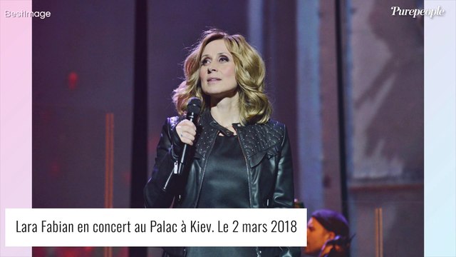 Lara Fabian s'affiche en petite tenue à 52 ans : collants transparents, débardeur moulant... Les fans exultent