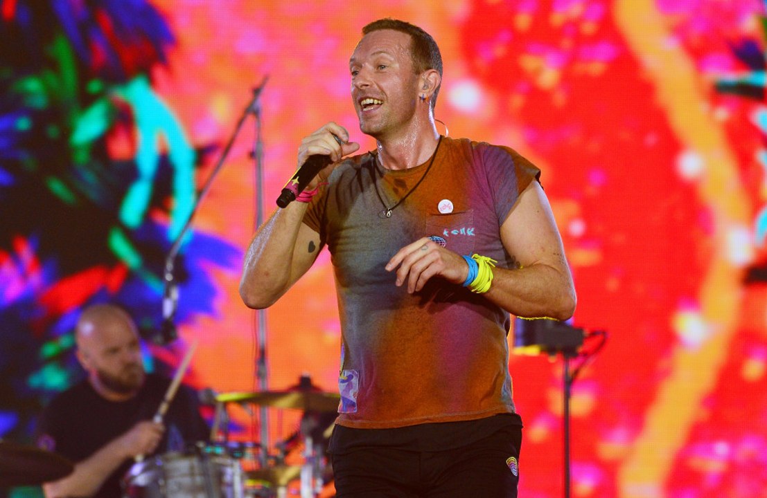 Coldplay adia shows em SP e no Rio após Chris Martin contrair grave infecção
