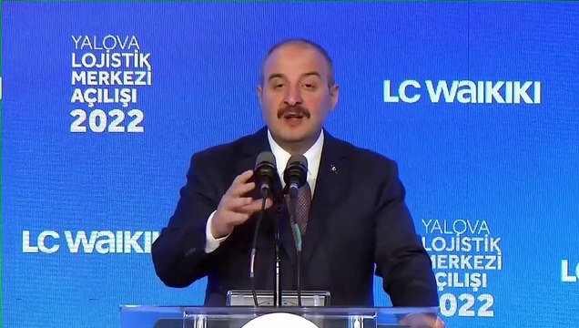 Bakan Mustafa Varank LGBTİ+'leri hedef aldı: 'Cinsiyetsizliğin dayatılmasına eyvallah demeyiz'