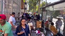Fuerzas policiales desalojan el mercado de la miseria entre Badalona y Sant Adrià