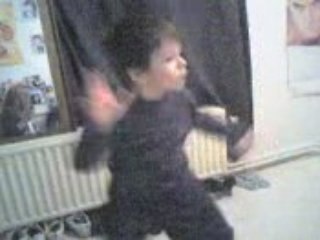 Ma Boulette danse la tecktonik