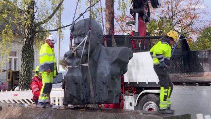 Finlândia retira última estátua de Lenin exposta em público
