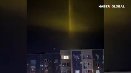 Rusya'da gökyüzünde ortaya çıkan sarı ışık panik yarattı