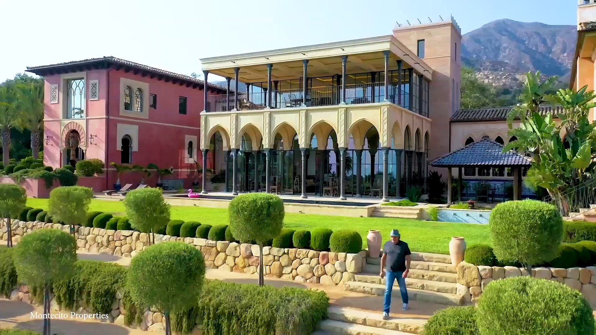 15 Most Extravagant Celebrity Homes