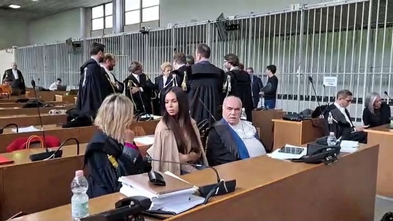 Milano, in tribunale il processo Ruby Ter