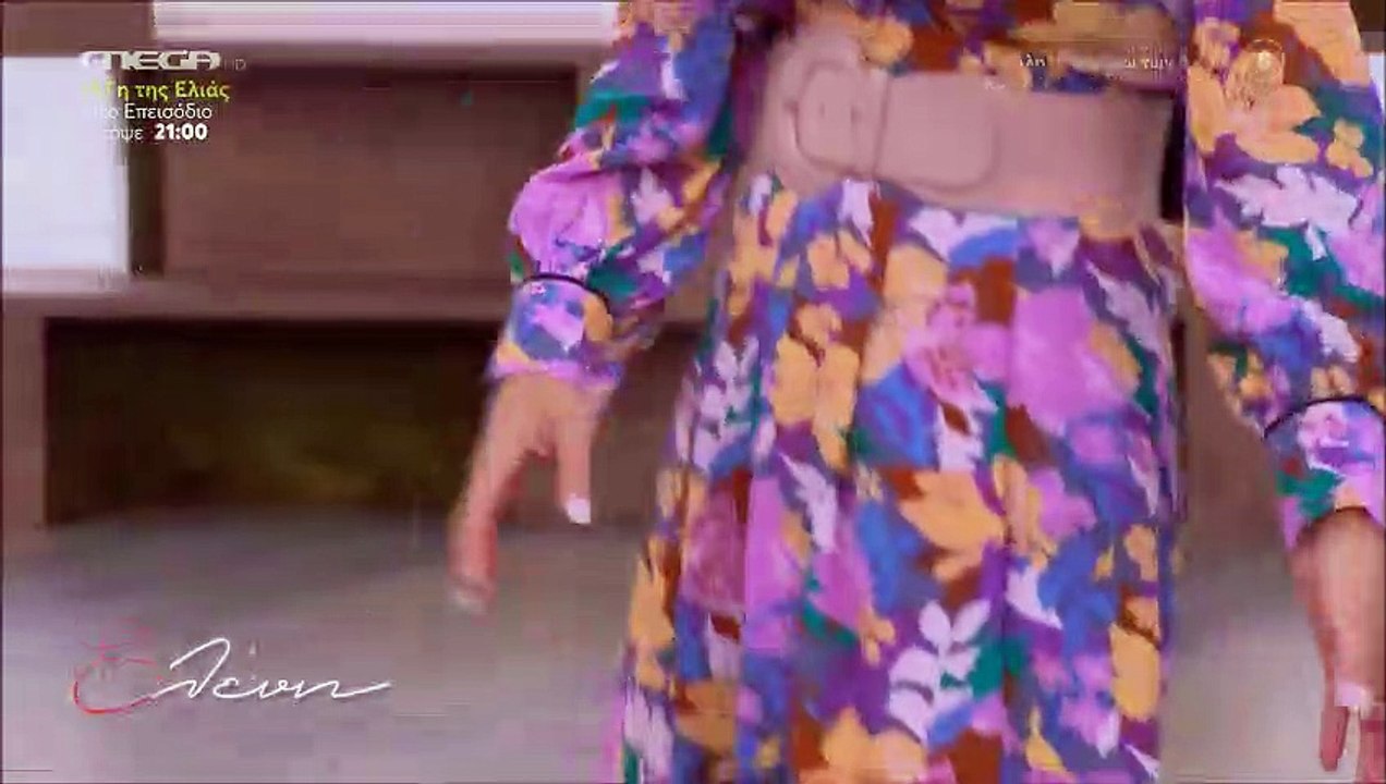 Ελένη Μενεγάκη: Το νέο look που υιοθέτησε και τ...