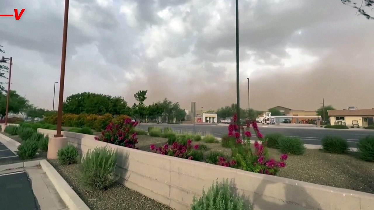 Massive Dust Storm Covered Arizona, Downed Power Lines and Started Fires