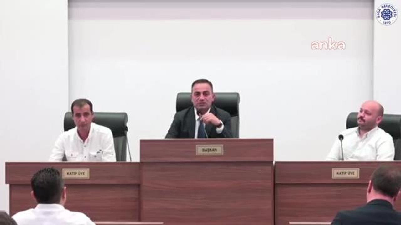 Çanakkale gündem haberleri | Biga'da AKP'li Belediye Başkanından İyi Partili Meclis Üyesine: "Konuşmanızı İstemiyorum, Konuşma Hakkı Vermiyorum.