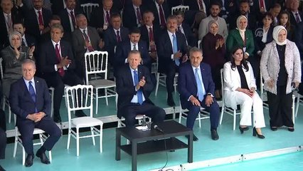 Özhaseki: "Başkaları tatile gidip, tatil bana yakışıyor diyebilirler ama bize çalışmak yakışıyor"