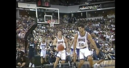 Peja Stojakovic Behind-The-Back Outlet Assist in 2001