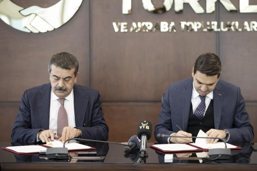 Ankara haber... YTB ve Ankara Hacı Bayram Veli Üniversitesi arasında Türkçe eğitimi protokolü