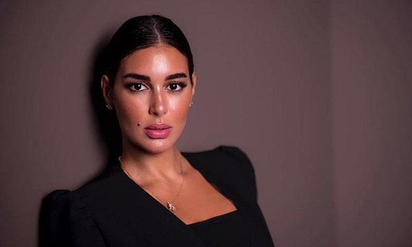 ياسمين صبري تثير الجدل بعد إعادة متابعة أحمد أبو هشيمة على انستقرام