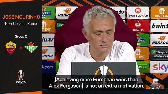 Mourinho not focused on beating Sir Alex Ferguson record