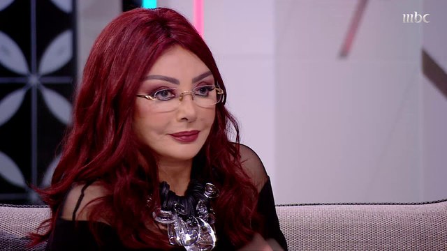 الفنانة نبيلة عبيد تبكي في الصدى بعد تأثرها برسائل الأهل والمحبين