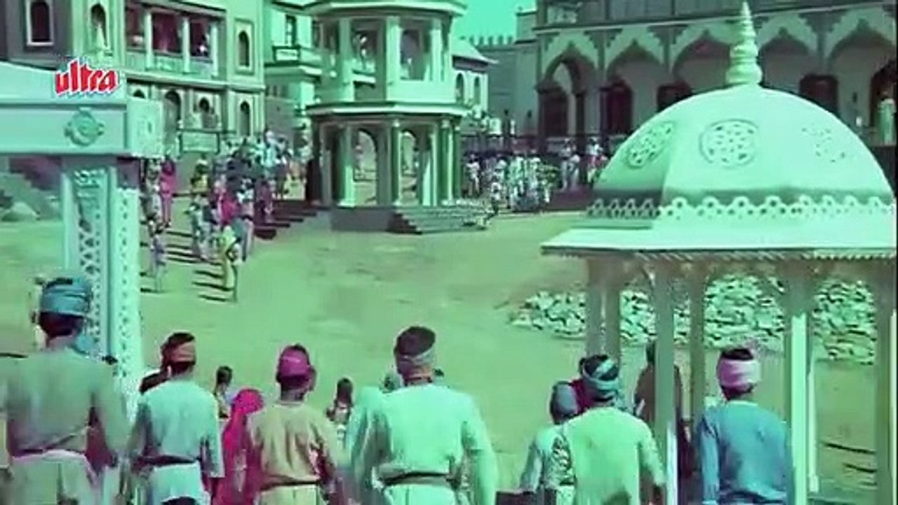 Ek_Dupatta_Do_Do_Mawali___Silk_Smitha,_Pataal_Bhairavi_Song_720p(360p)