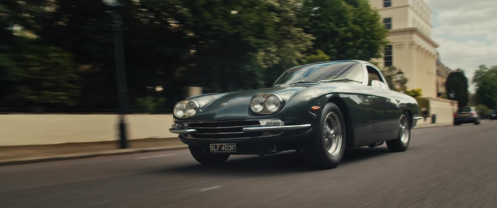 Der Lamborghini 400 GT 2+2 zollt den Beatles anlässlich des 60. Jahrestages ihrer Debütsingle „Love Me Do“ Tribut