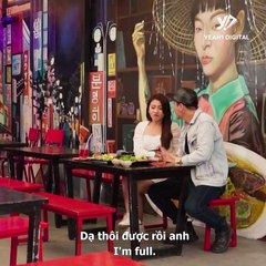 Rủ bạn gái đi ăn rồi để bạn gái trả tiền