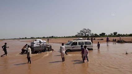 Son dakika gündem: Sudan'da seller 80 bin aileyi yerinden etti