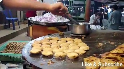 Kabab_Paratha_Roll_Street_Food_of_Karachi_Pakistan streed food.