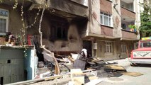 Son dakika haberi... Bağcılar'da madde bağımlısı şahıs önce evin camlarını kırdı sonra ateşe verdi