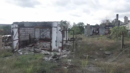 Donetsk'te Ukrayna güçlerince geri alınan kentin bazı noktalarında taş üstünde taş kalmamış